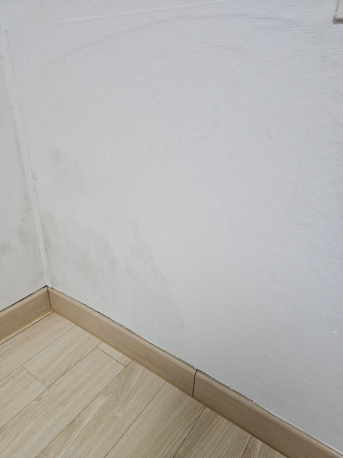 가벽 코너 마감 디테일